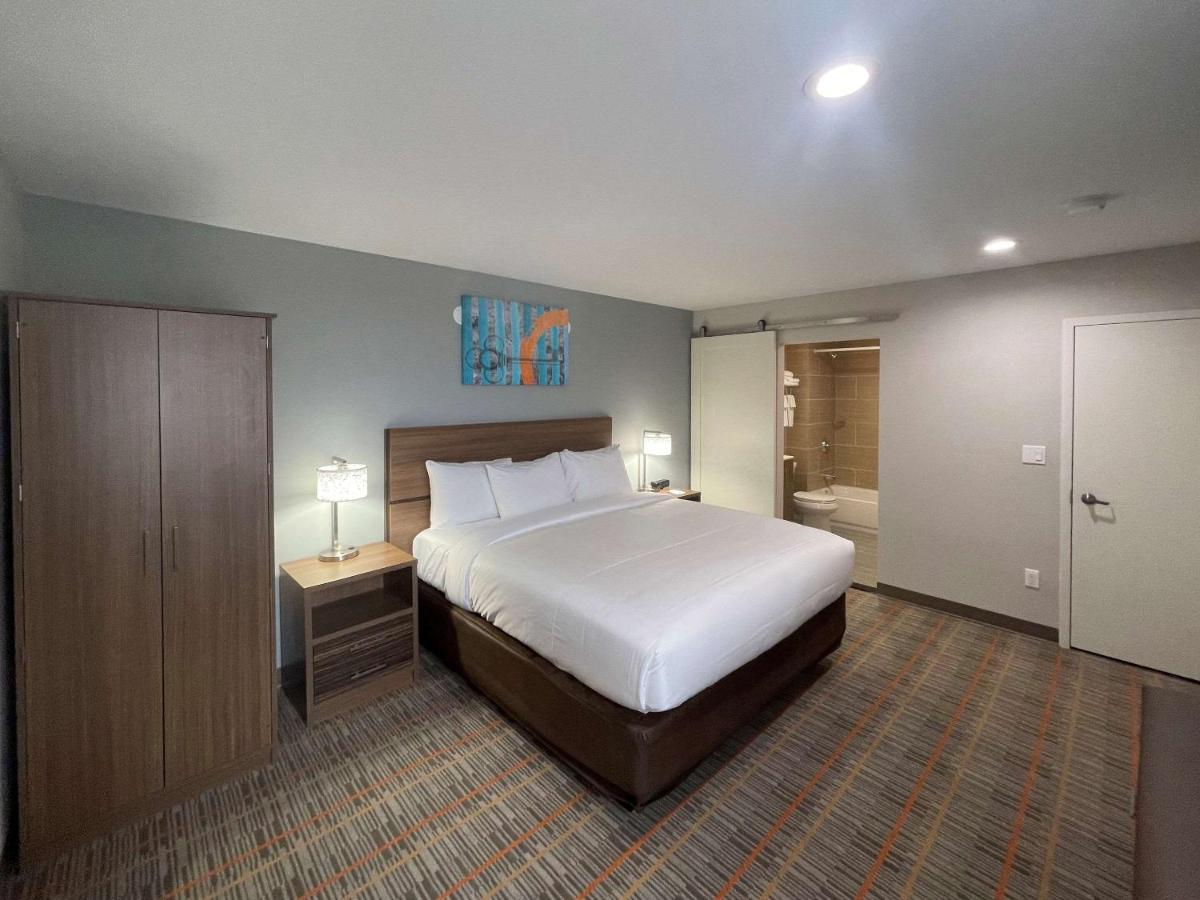 Mainstay Suites New York City Exterior photo